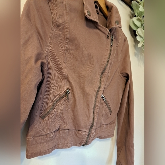 Women's Fashion Nova Brown Crop Jacket Zip Up Pockets Size Small - Picture 3 of 6